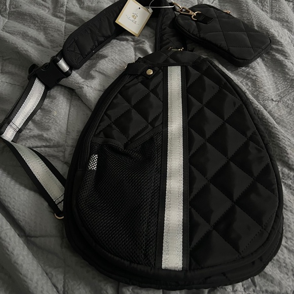 New with tags Lemonbella pickleball racket bag crossbody sling purse - Picture 1 of 3
